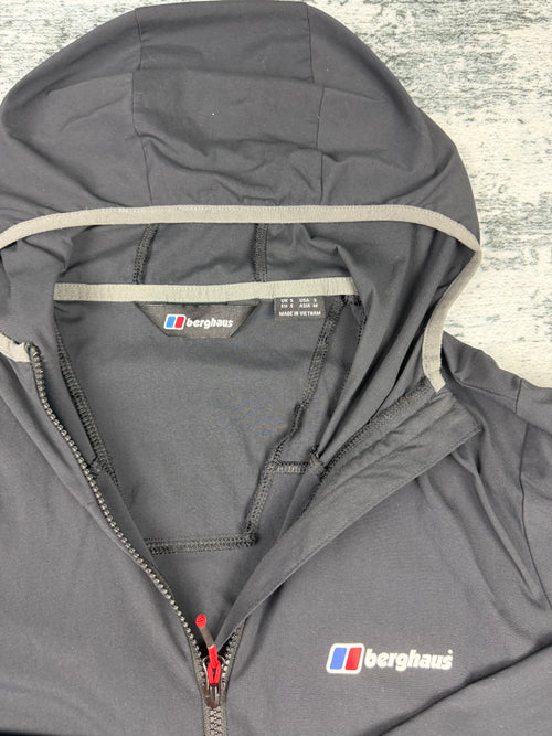 Berghaus windbreaker set