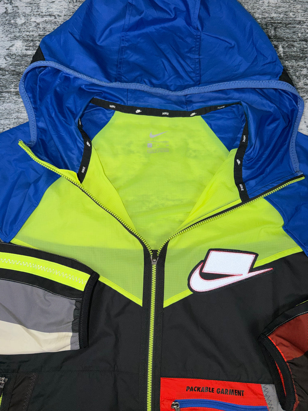 Men’s Nike meekz windbreaker