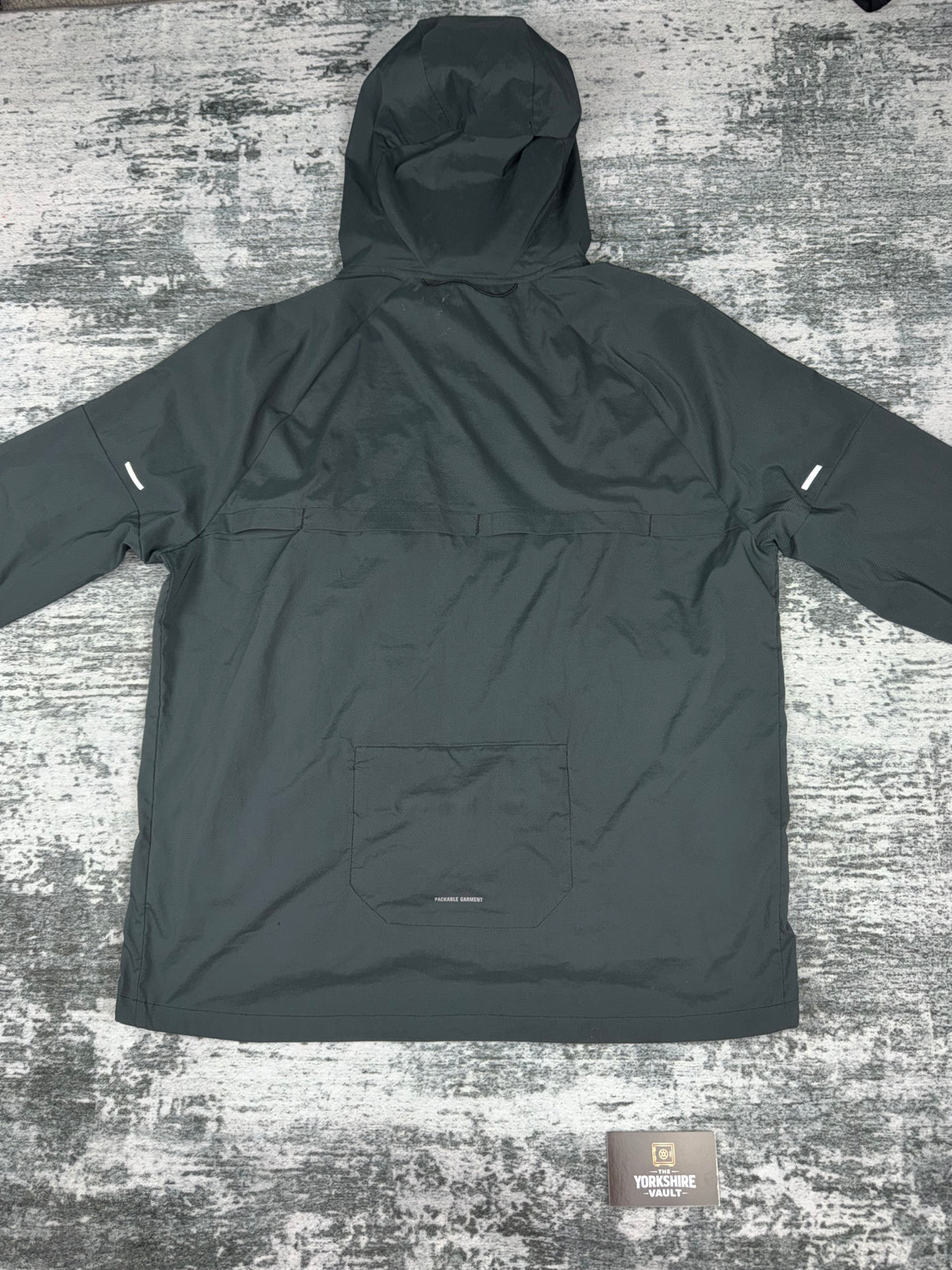 Men’s Nike windbreaker