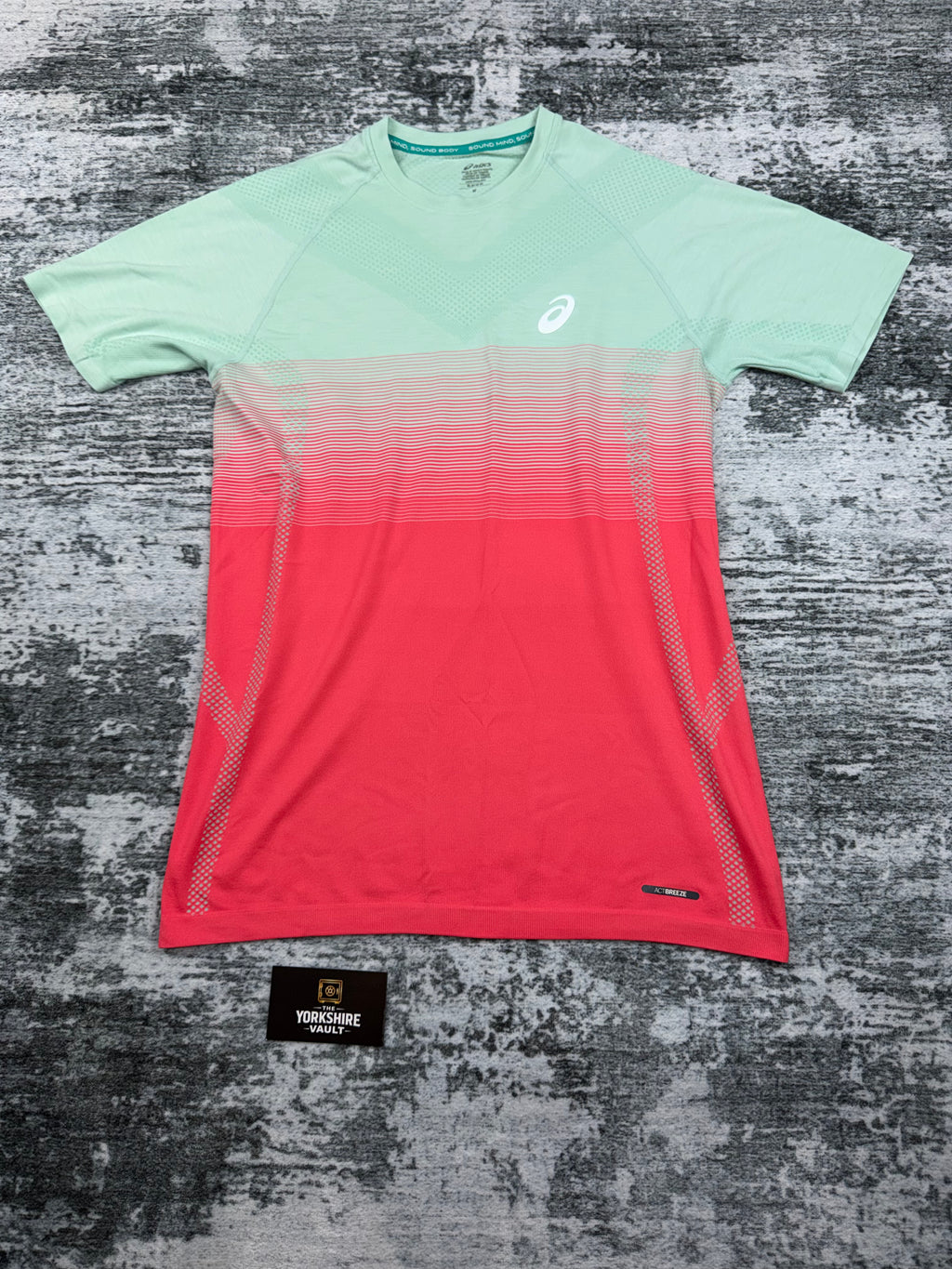 Men’s asic seamless t shirt