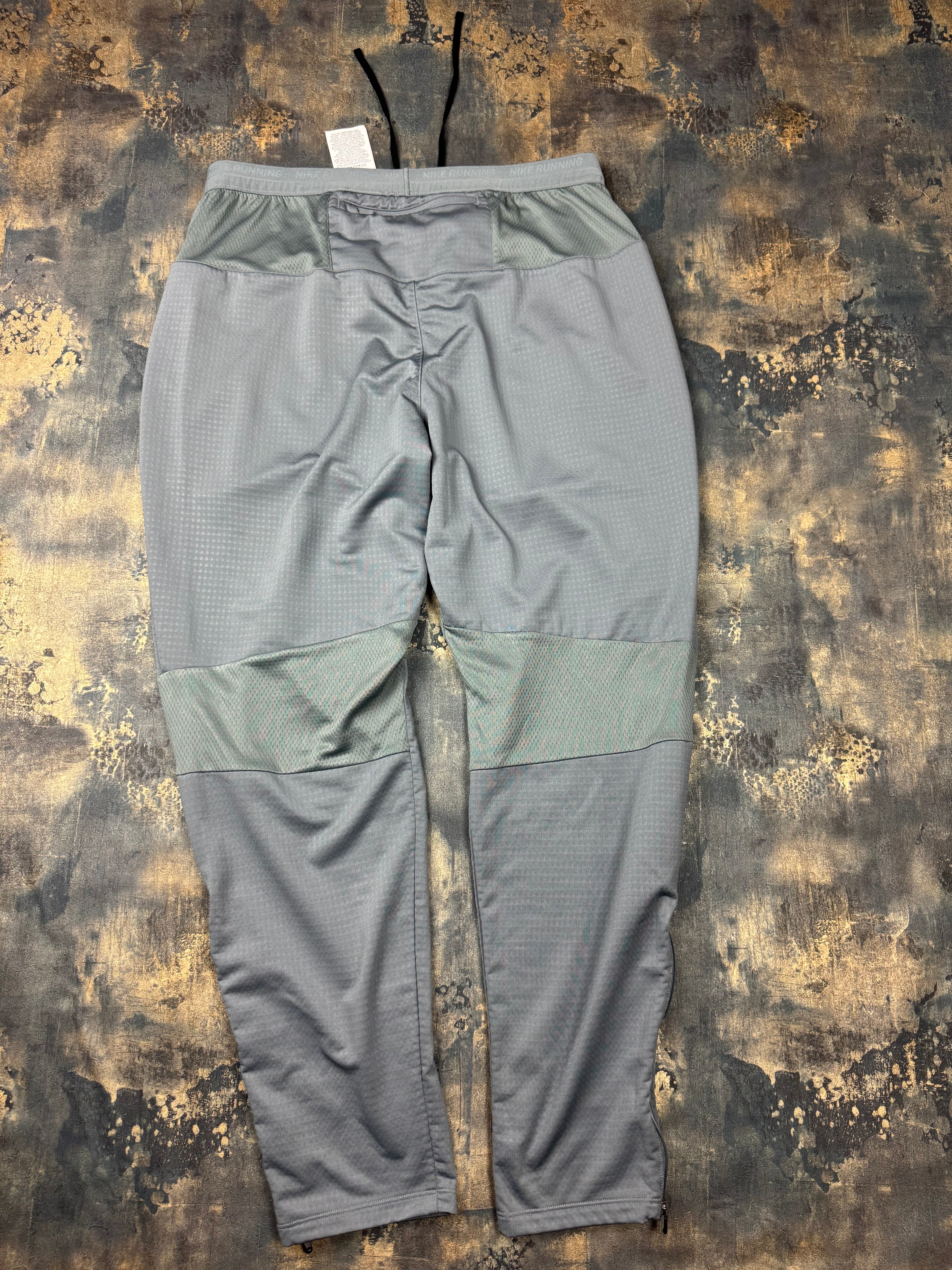 Men’s Nike phantom pants