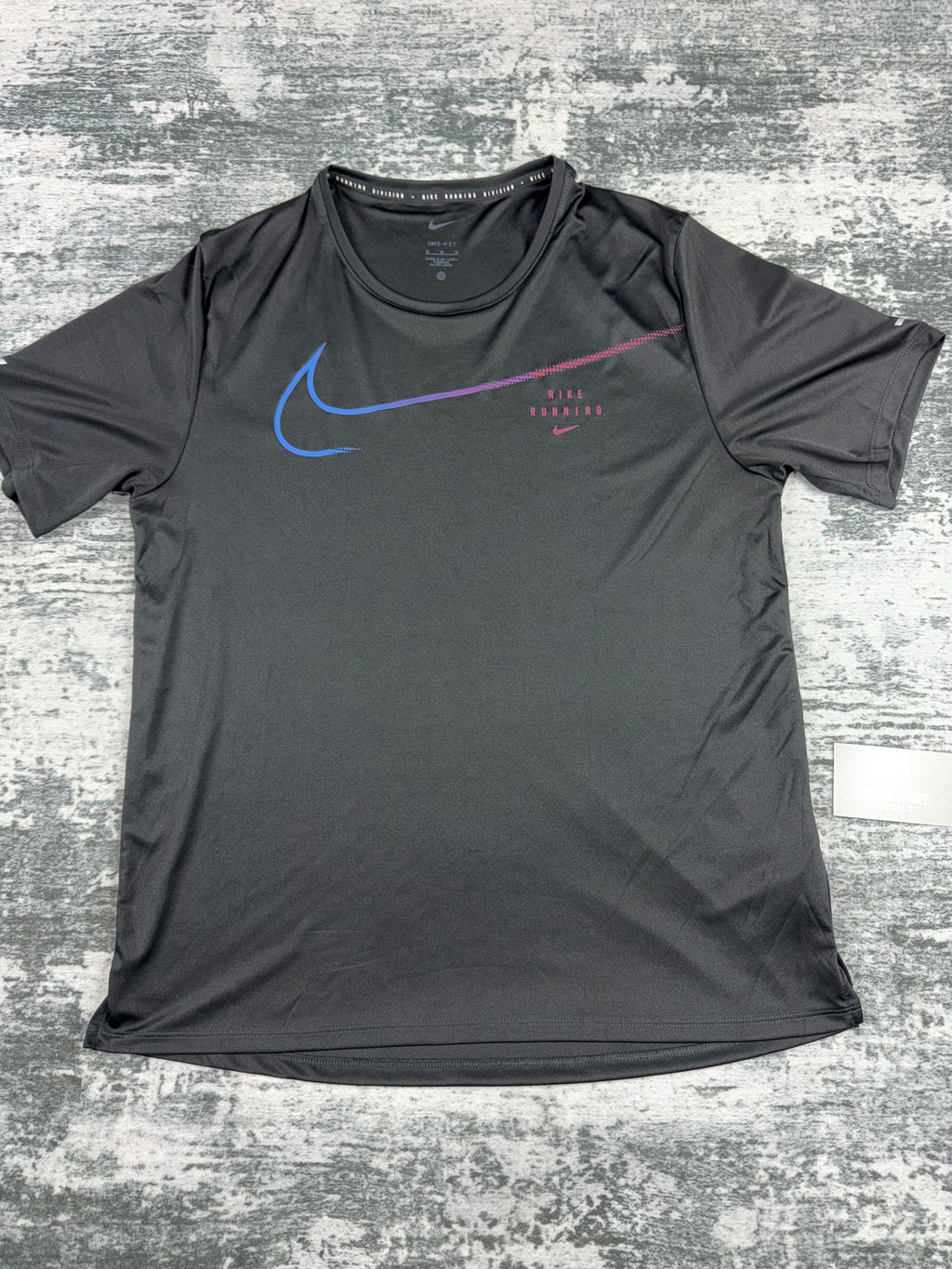 Men’s Nike running divison shirt