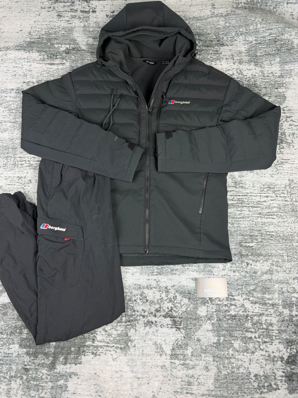 Men’s berghaus hybrid jacket tracksuit