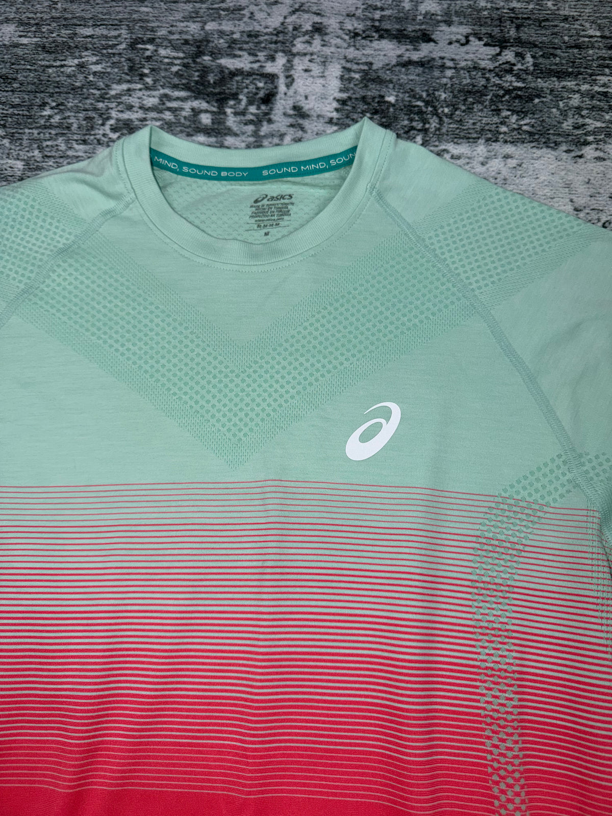 Men’s asic seamless t shirt
