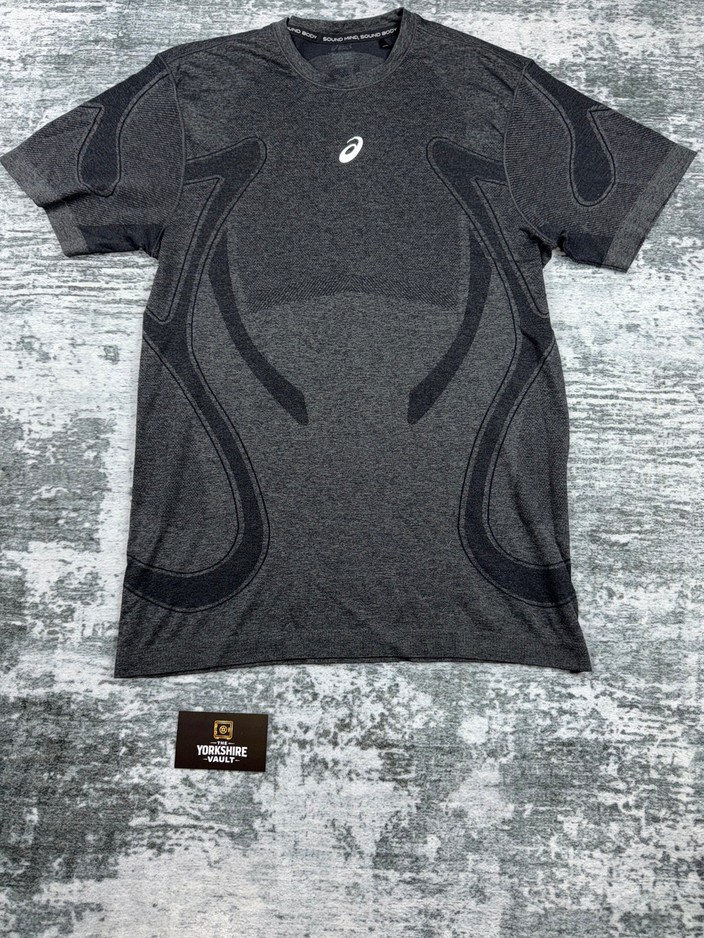 Men’s asic seamless t shirt