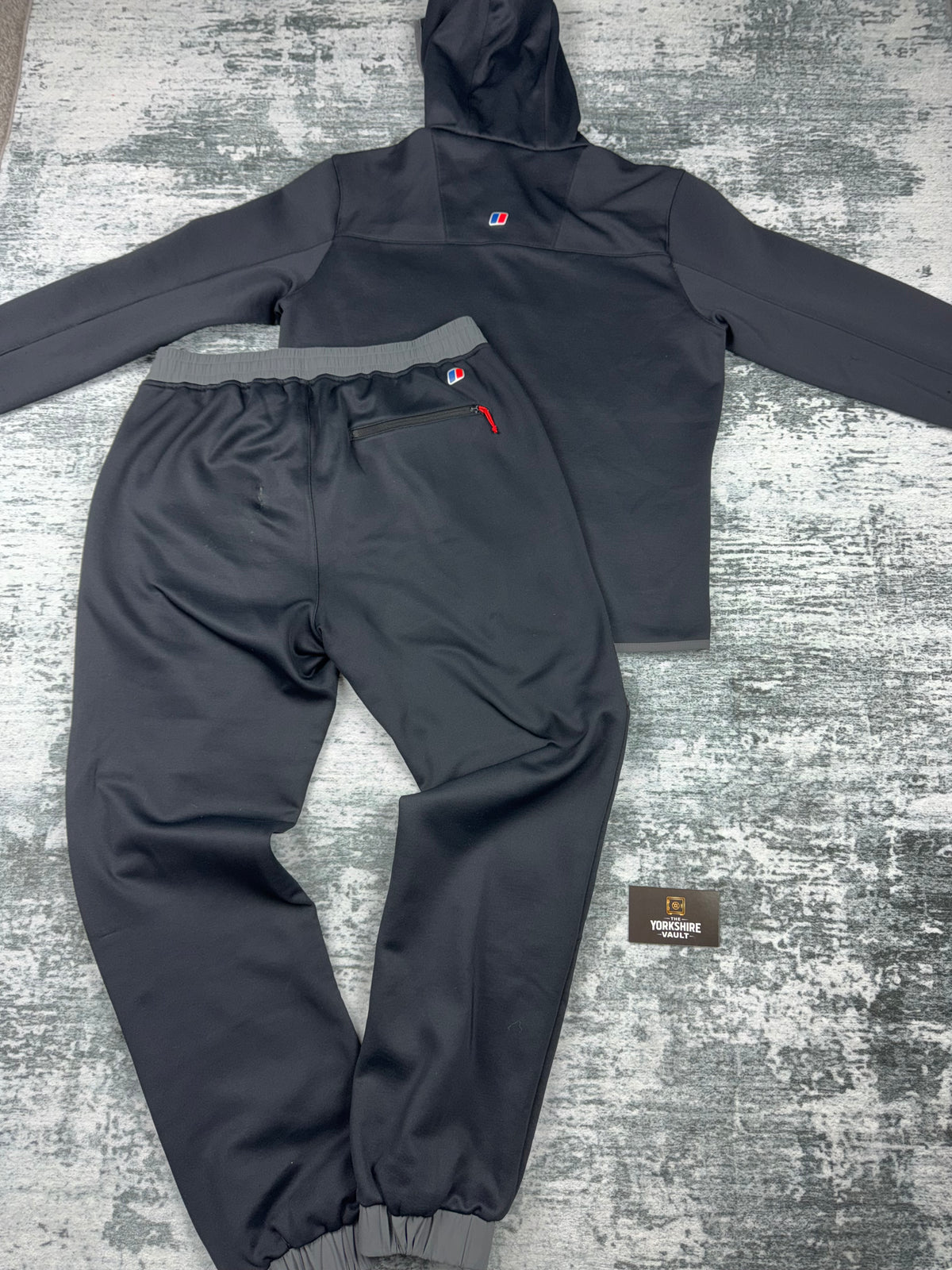 Men’s berghaus tracksuit