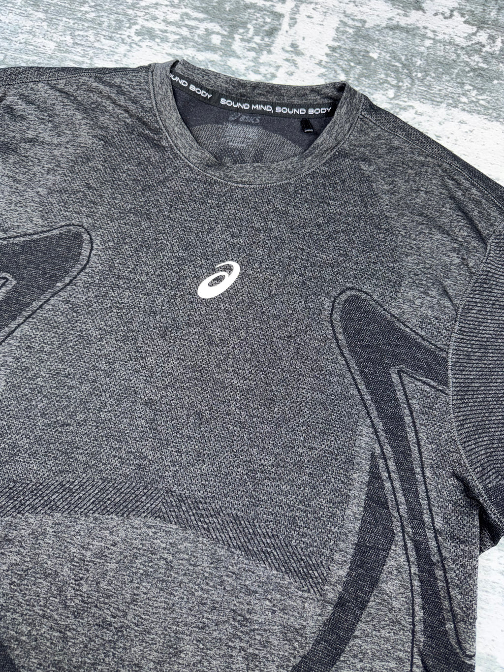 Men’s asic seamless t shirt