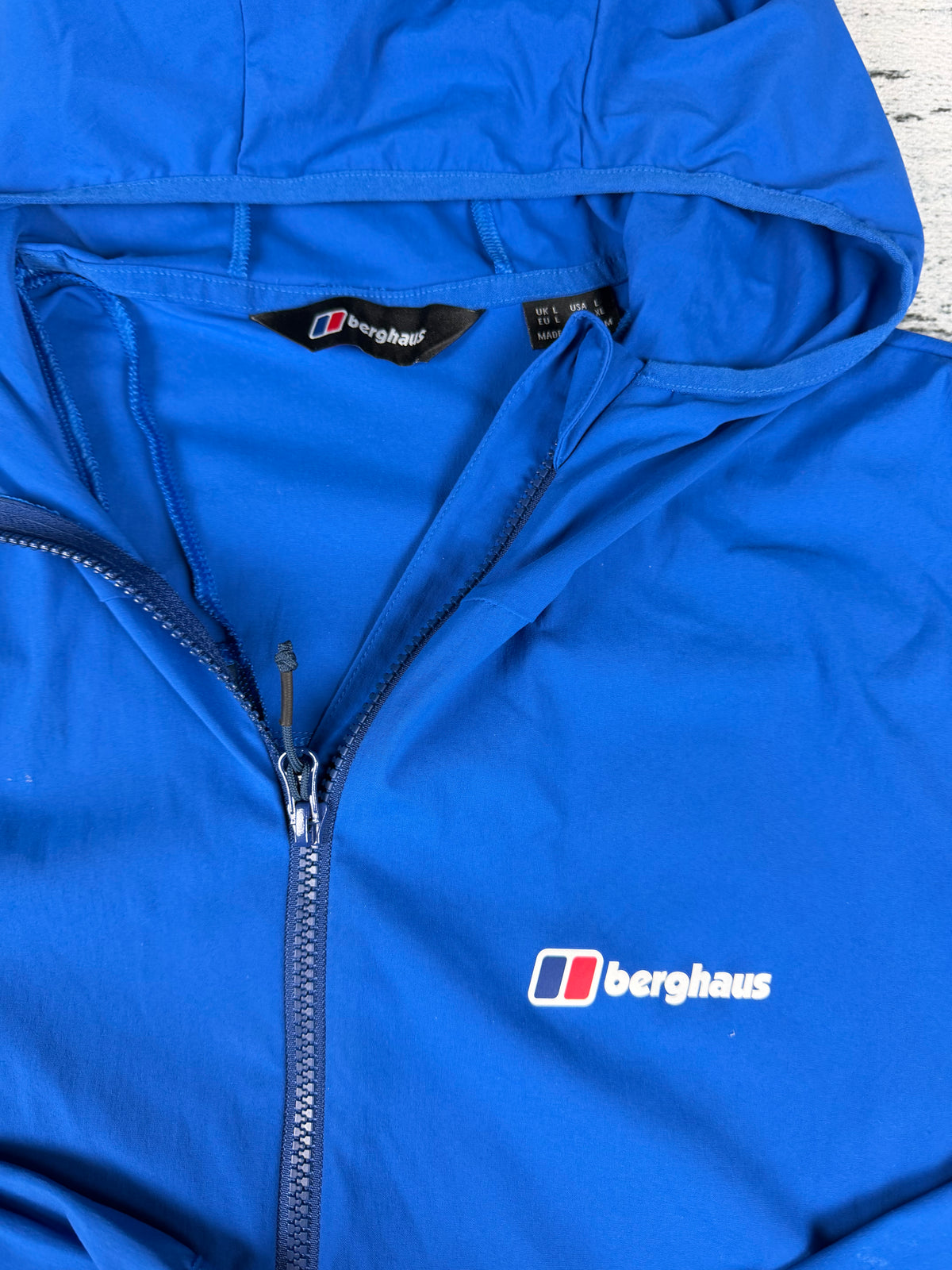 Men’s berghaus windbreaker