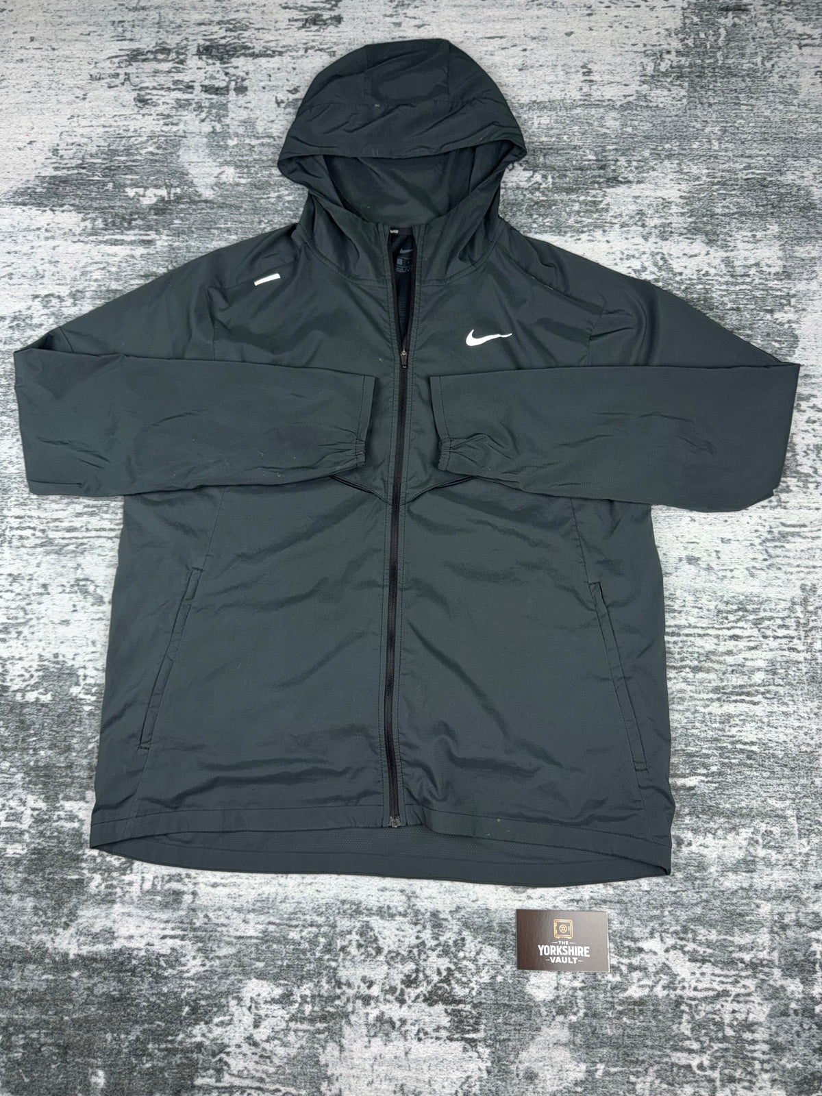 Men’s Nike windbreaker