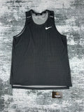 Men’s Nike miller vest