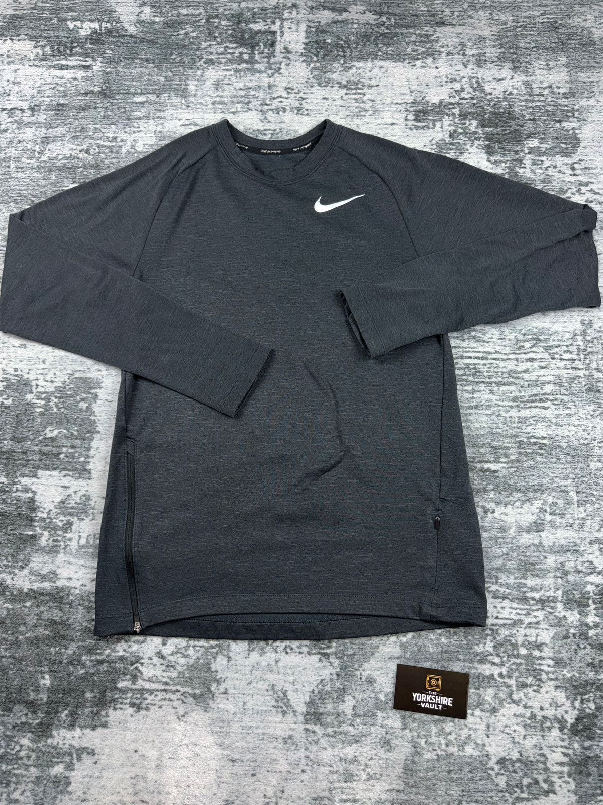 Men’s nike long sleeve t shirt