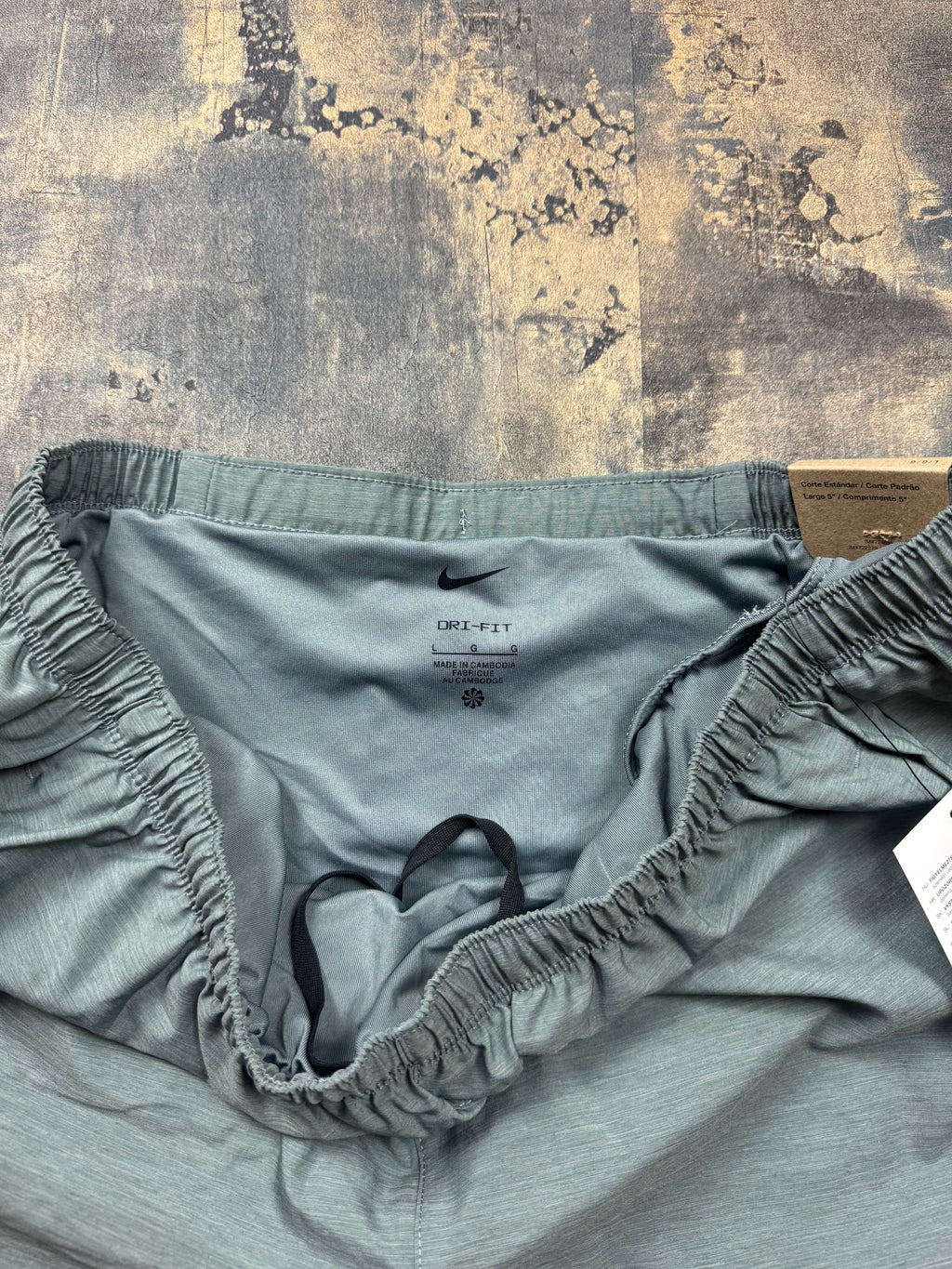 Nike challenger shorts
