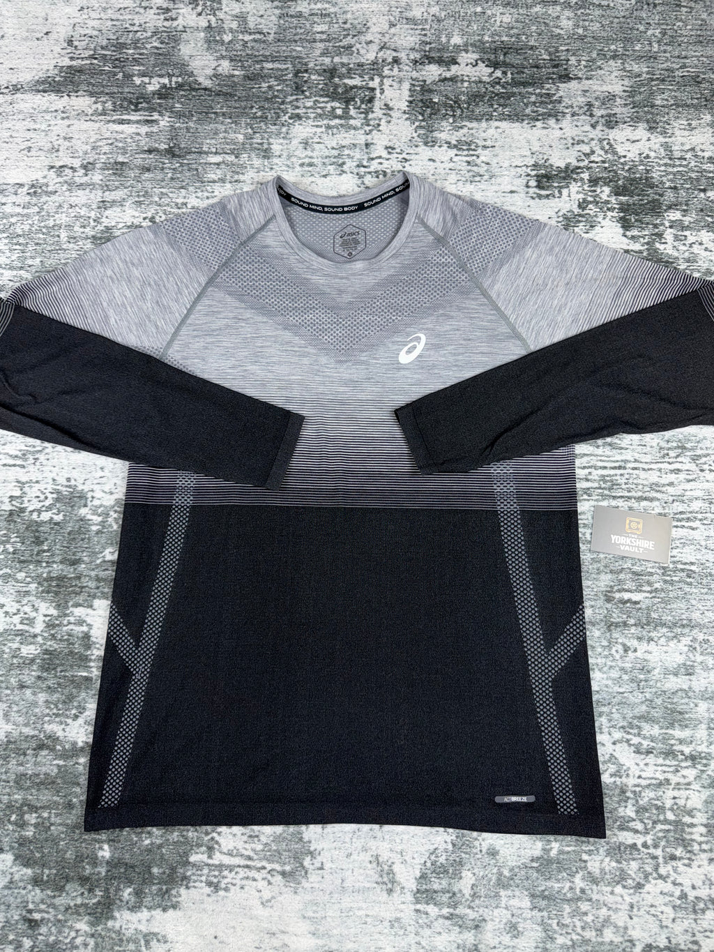 Men’s asic seamless  long sleeve t shirt
