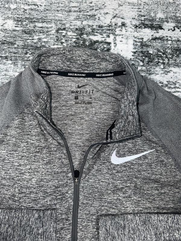 Men's Nike element quarter zip